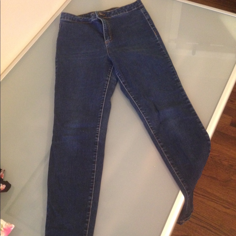 High waisted jeans
